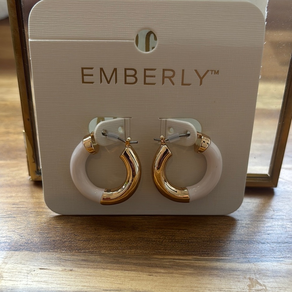 Earrings Gold and Cream Geometric Hoop